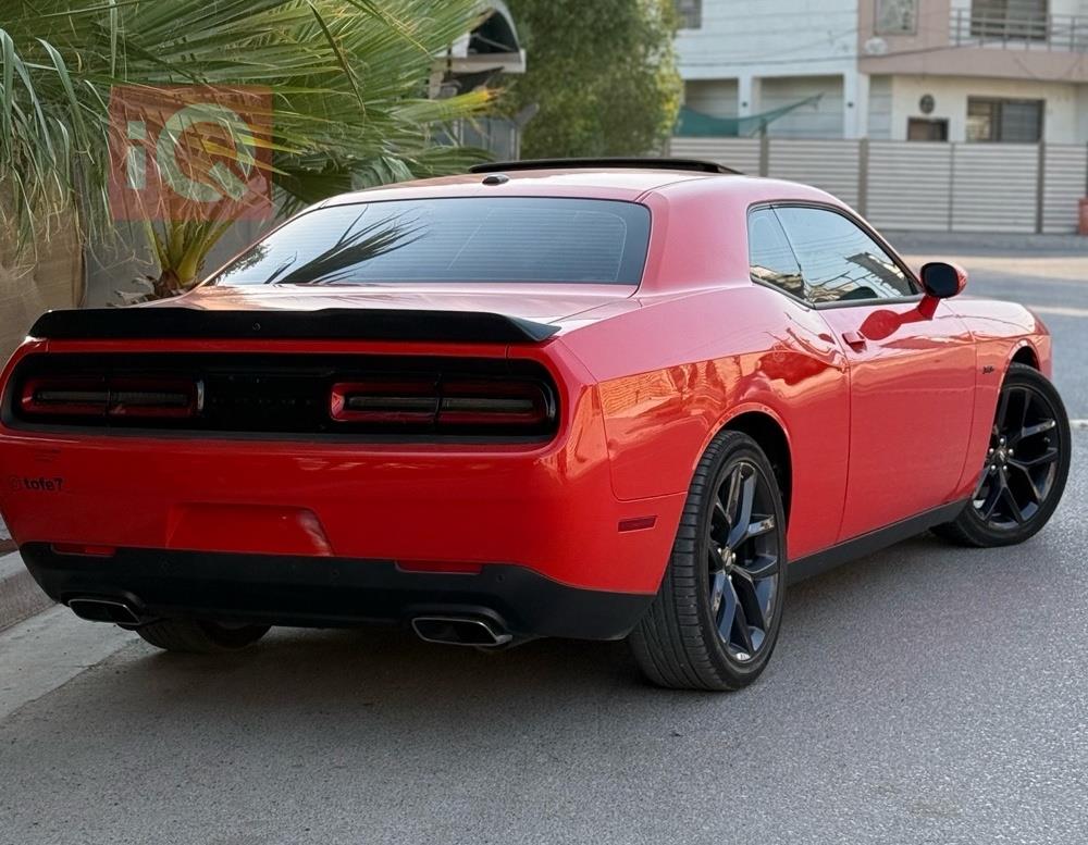 Dodge Challenger